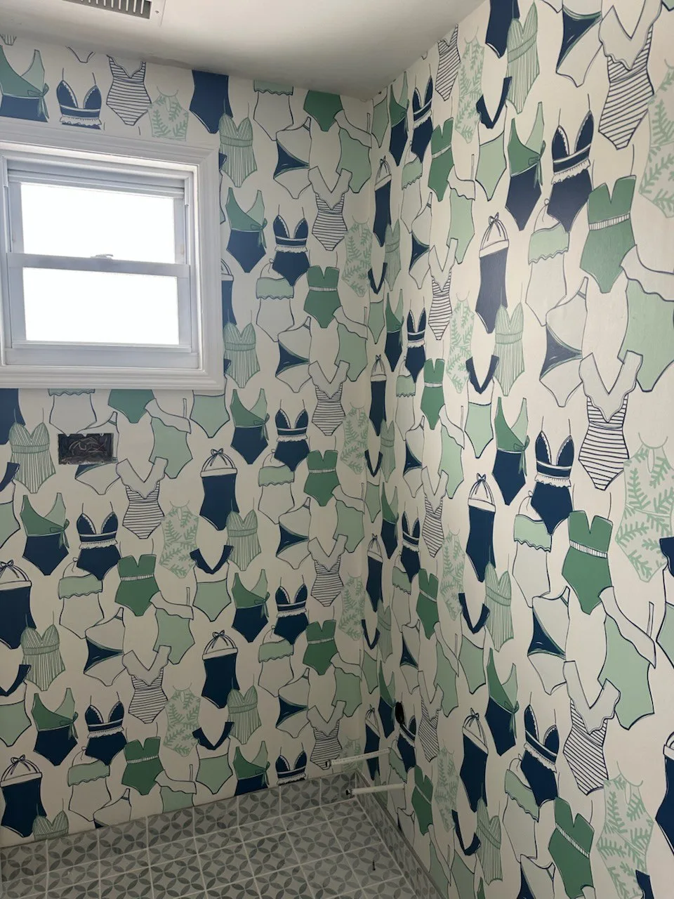 Wallpaper project in Magnolia Seattle